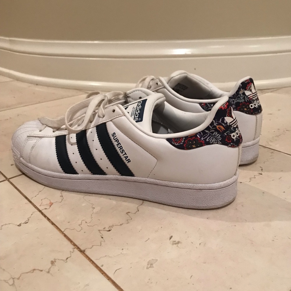 Adidas Superstar Navy Bl Floral Sneakers Size 10.5
